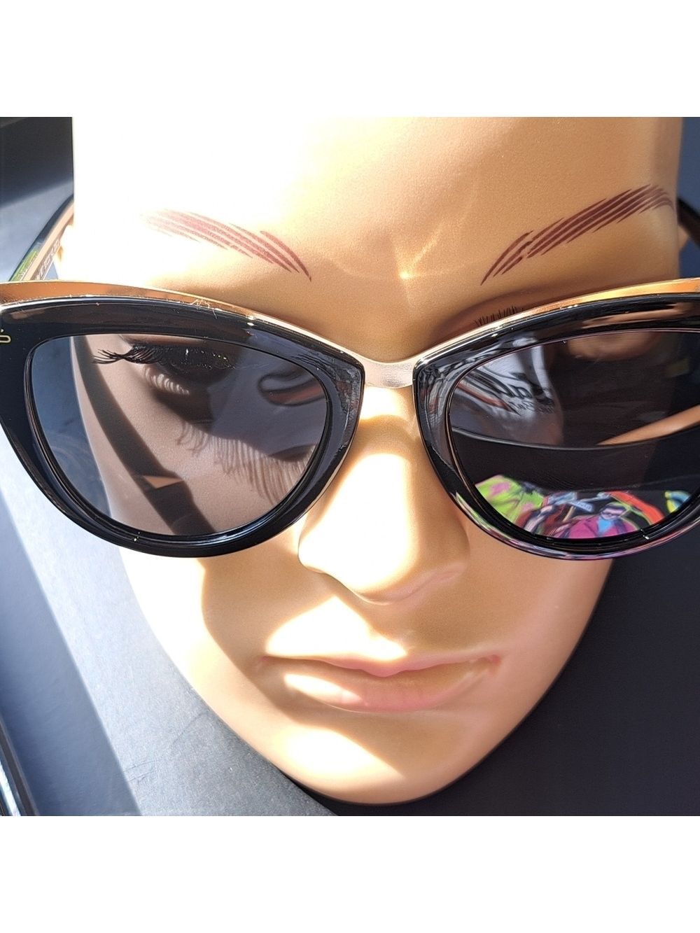 Prive Revaux The Juliette Cat Eye Sunglasses. Black Frames Gold tone Accent. - Picture 11 of 16